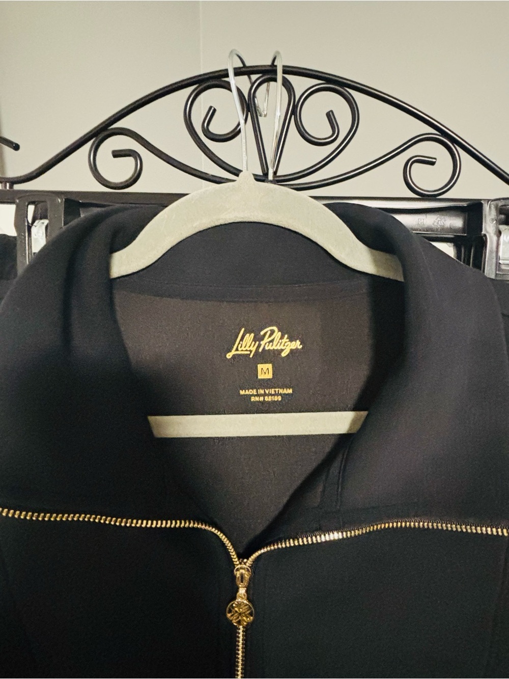 Lilly Pulitzer sweatsuit size M black - Picture 8 of 8